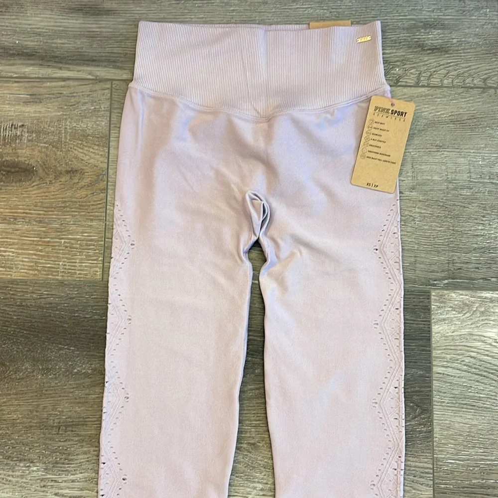 PINK leggings NWT size XS - Picture 2 of 3